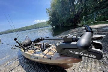 kayak with trolling motor and fish finder